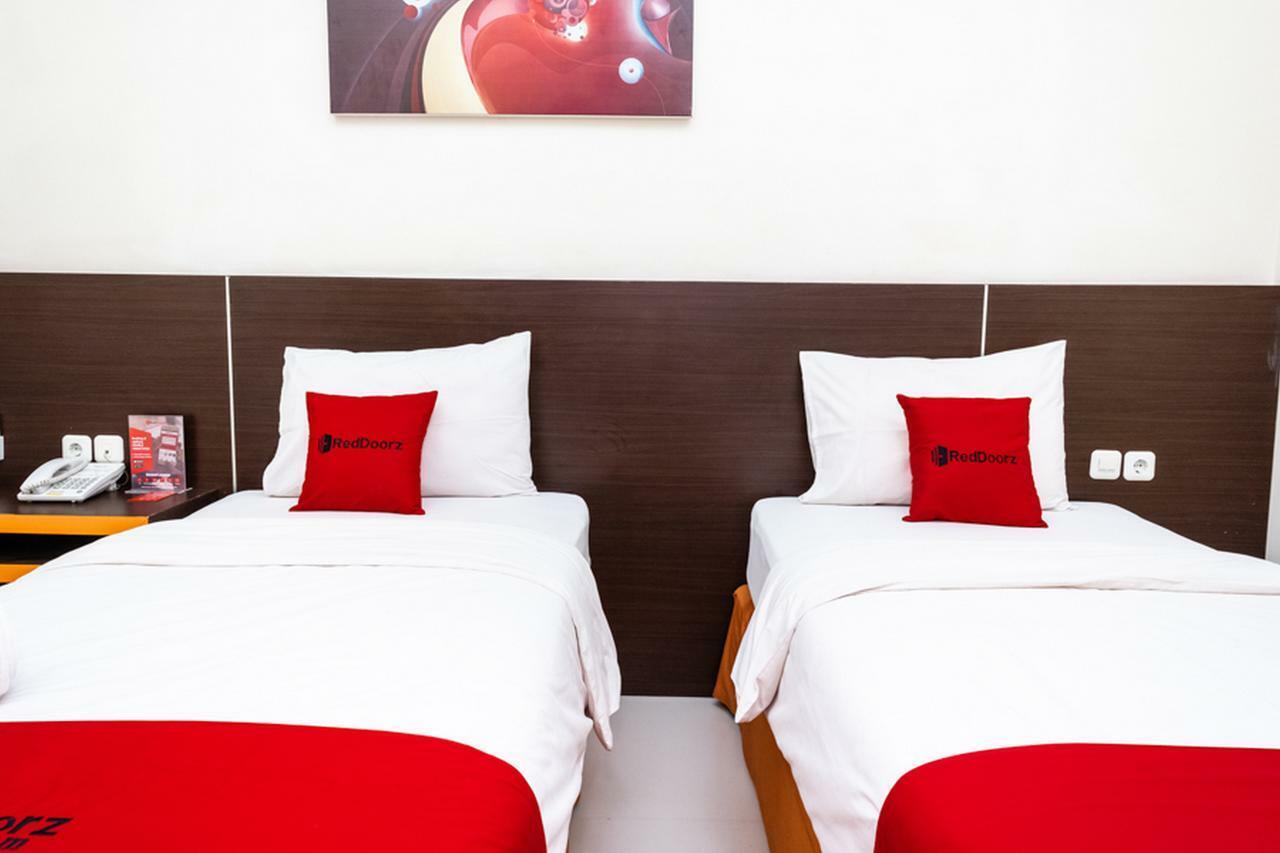 Hotel Reddoorz @ Pelita Raya Rappocini Makasar Exteriér fotografie
