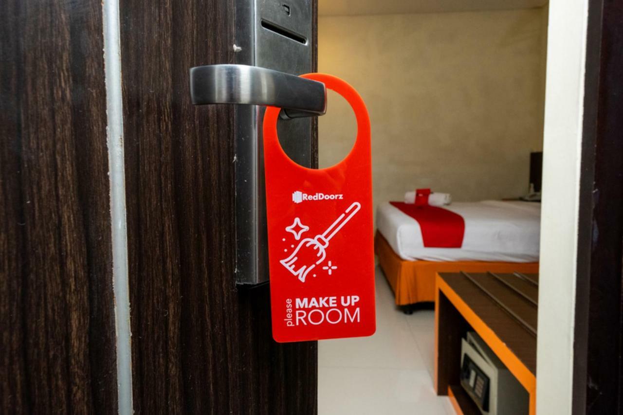 Hotel Reddoorz @ Pelita Raya Rappocini Makasar Exteriér fotografie